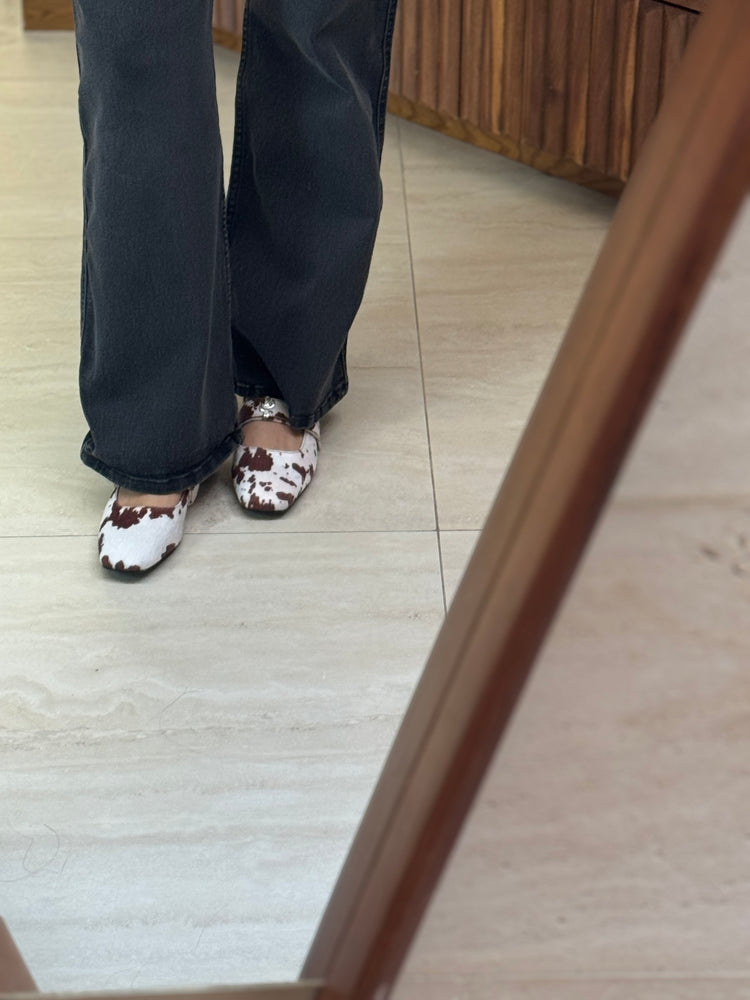 
                  
                    Cargar imagen en el visor de la galería, The Greta Brown
                  
                