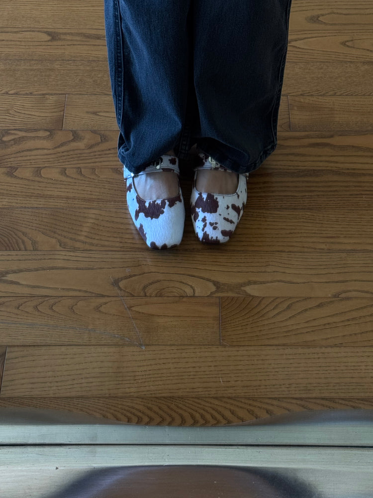 
                  
                    Cargar imagen en el visor de la galería, The Greta Brown
                  
                