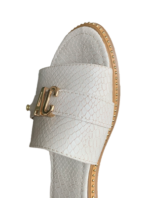 
                  
                    Load image into Gallery viewer, The Eleanor Croc Cream
                  
                